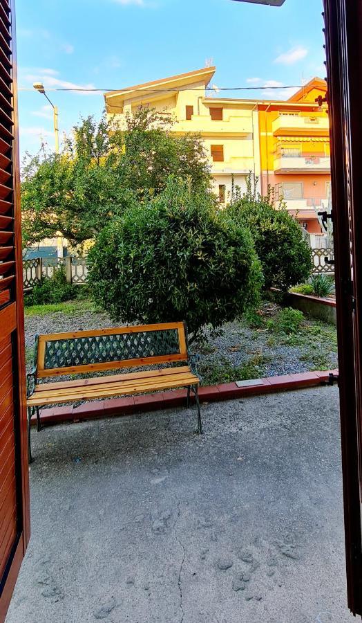 Armonia Apartamento Ardore Marina Exterior foto